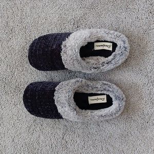 Dearfoams slippers womens size 5-6